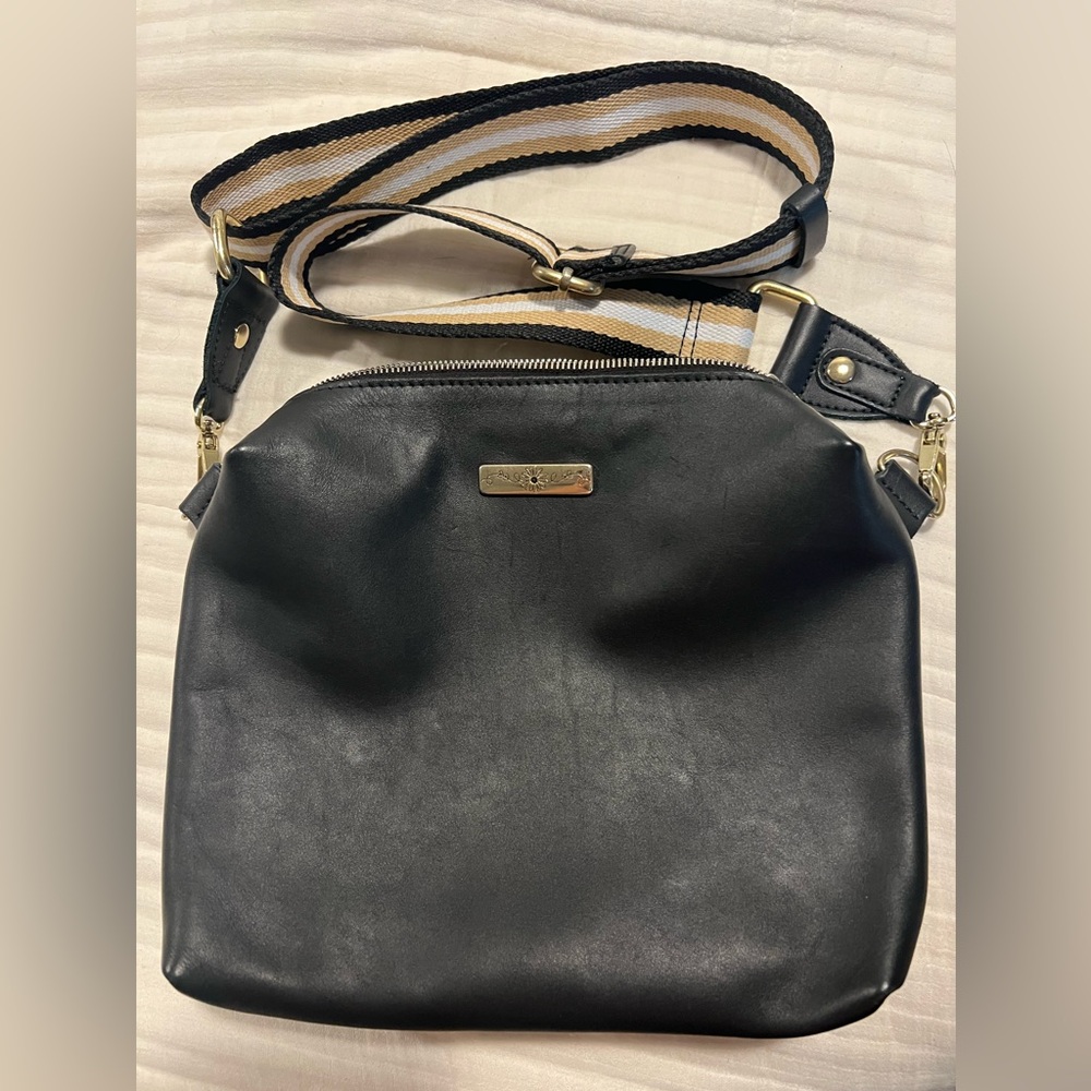 Planner Perfect Harper Leather Shoulder Bag